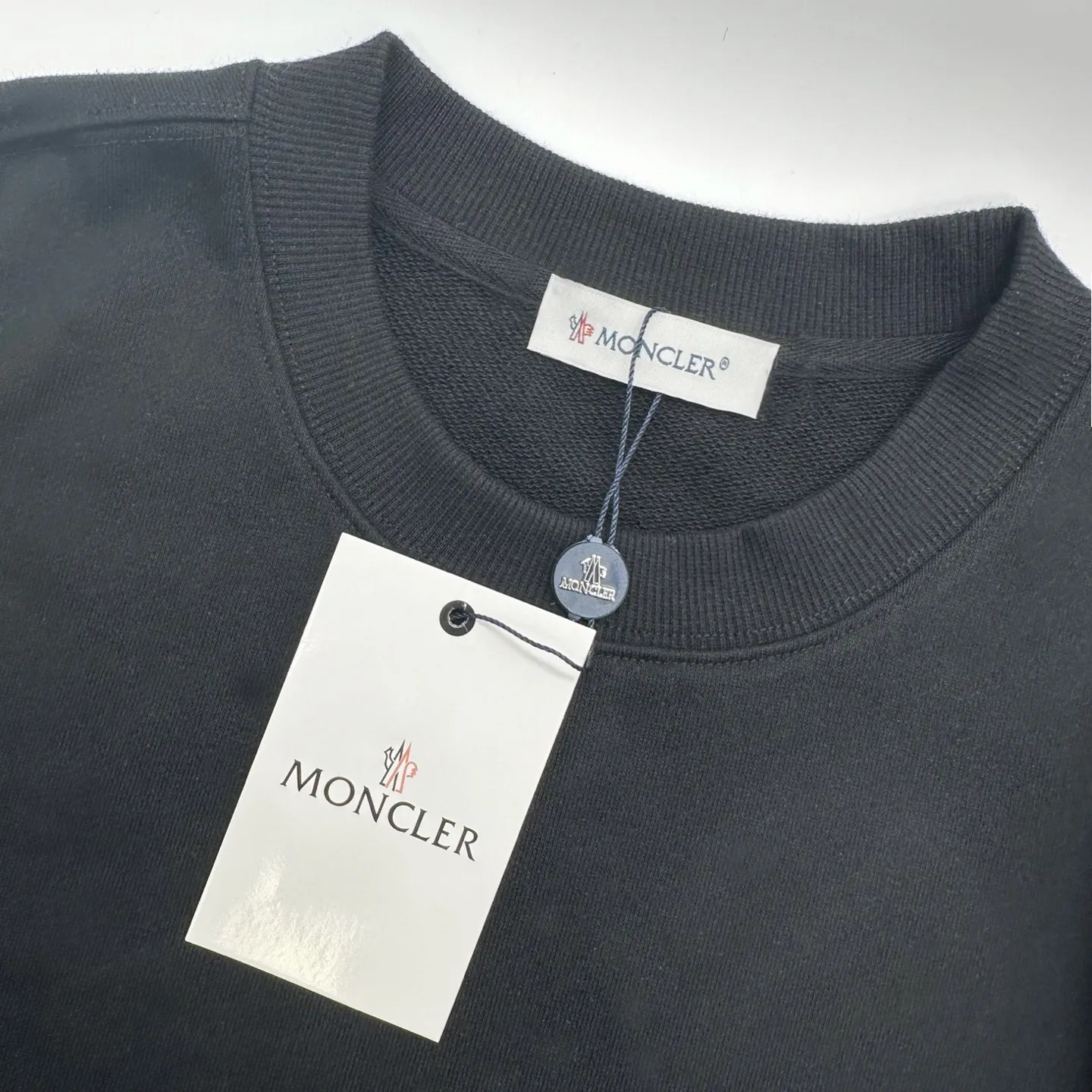 Moncle* logo 《 》 380 ， ， Same Style ， : Black White Coffee Brown Size：S（90-130 ） M（125-140 ） L（135-155 ） XL（155-175 ） XXL（175-200 ）